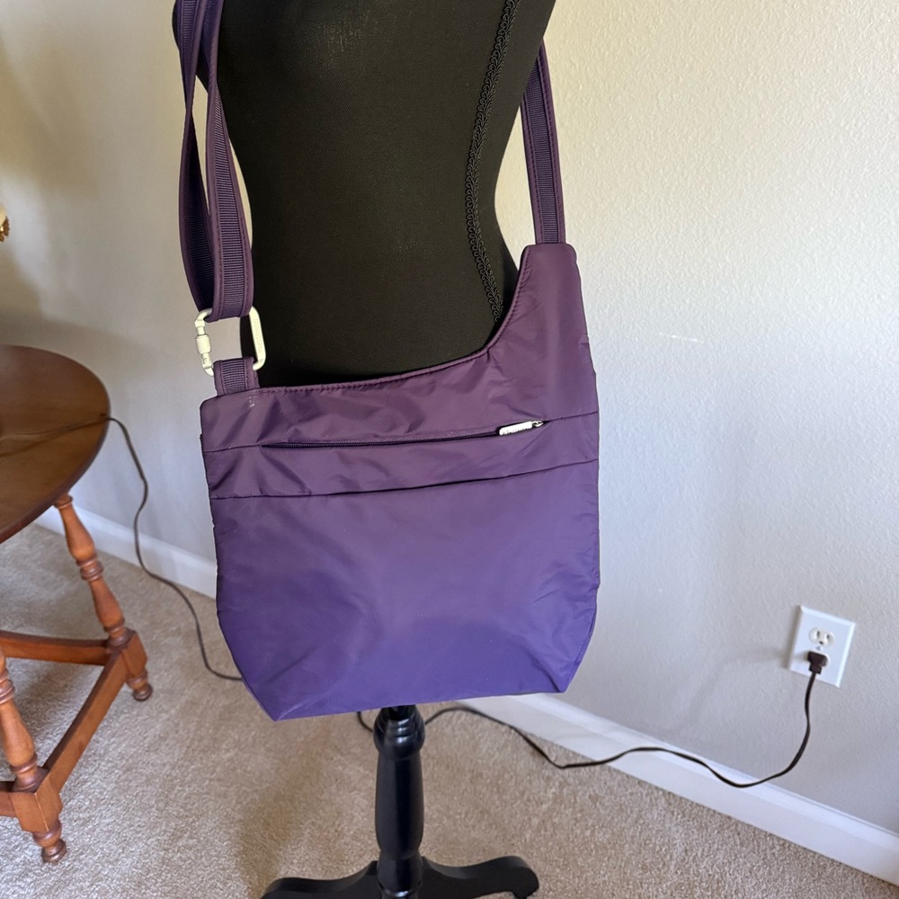 Travelon travel bag Purple